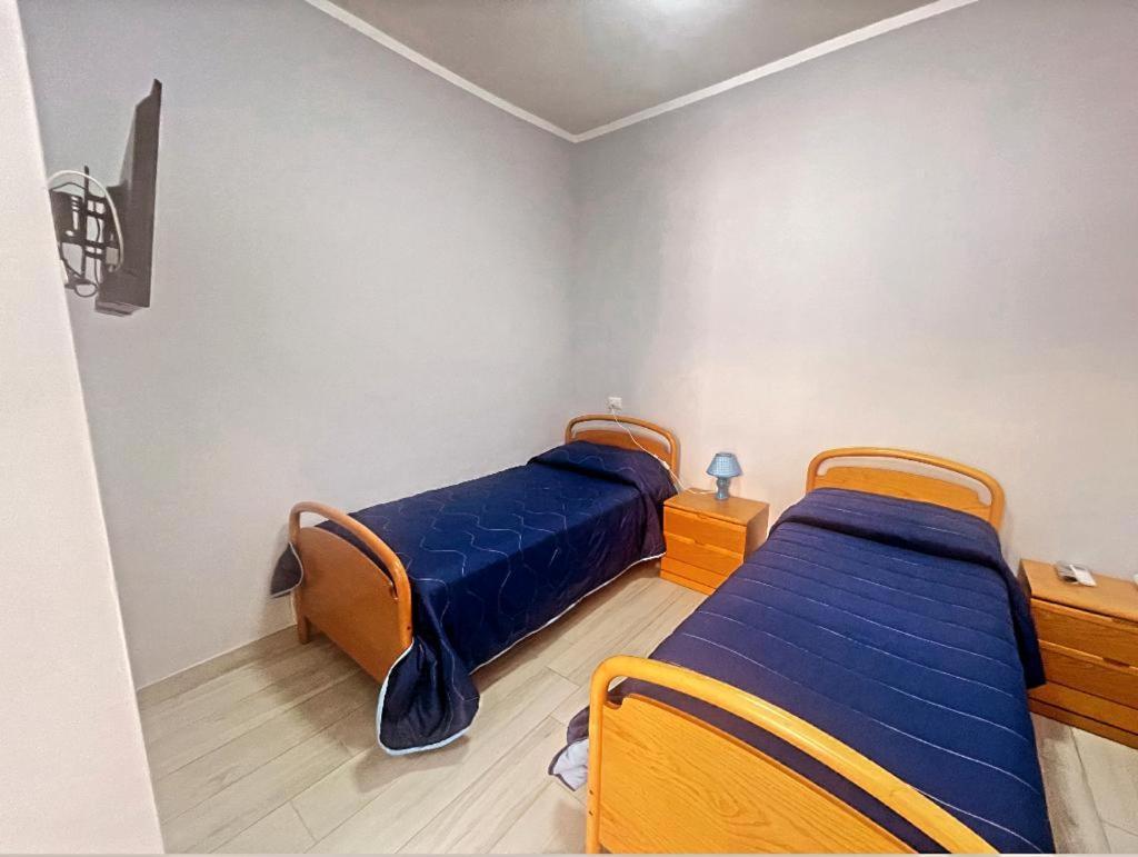 M&C Apartment Fiumicino Buitenkant foto